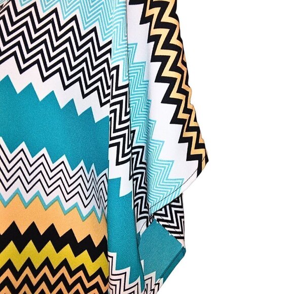 FRANCESCA'S COLLECTIONS MULTI COLORED ZIG ZAG PATTERN BLOUSE WITH ZIPPER BACK - Picture 3 of 5